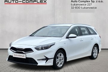 Kombi 1,5 T M 160 KM Salon PL maual